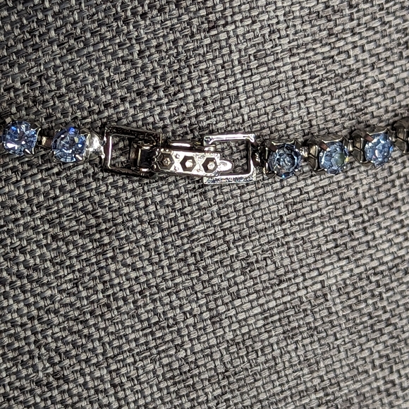 Light Blue Rhinestone Necklace - Picture 4 of 7